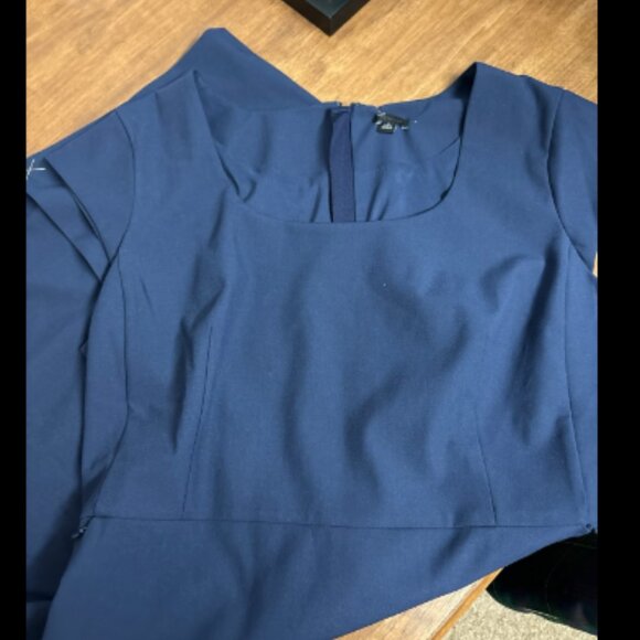 ANN TAYLOR BI STRETCH SHEATH SCOOP NECK CAP SLEEVE PURE SAPPHIRE NAVY DRESS $149 - Picture 9 of 11